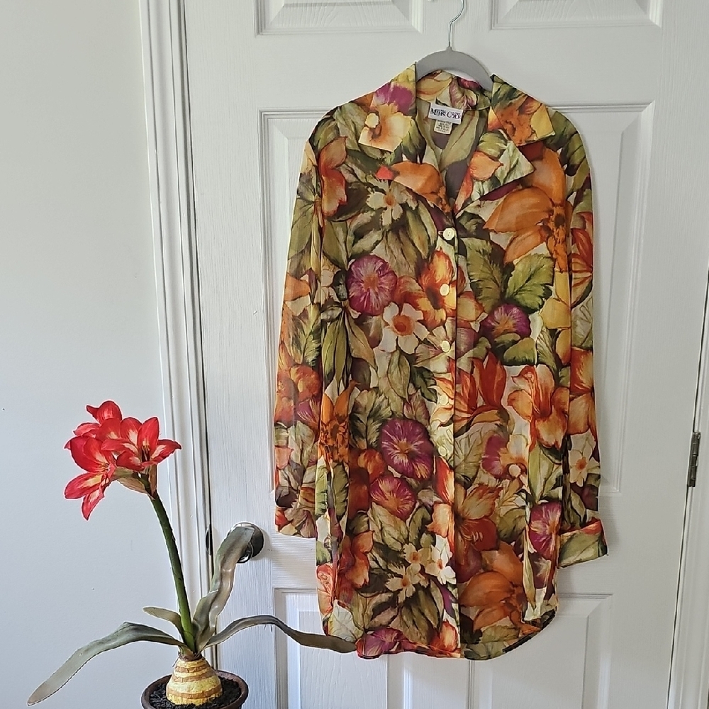 Michael Mims and Nancy Cole Vibrant Floral Long Sleeve Tunic,  Size S/M